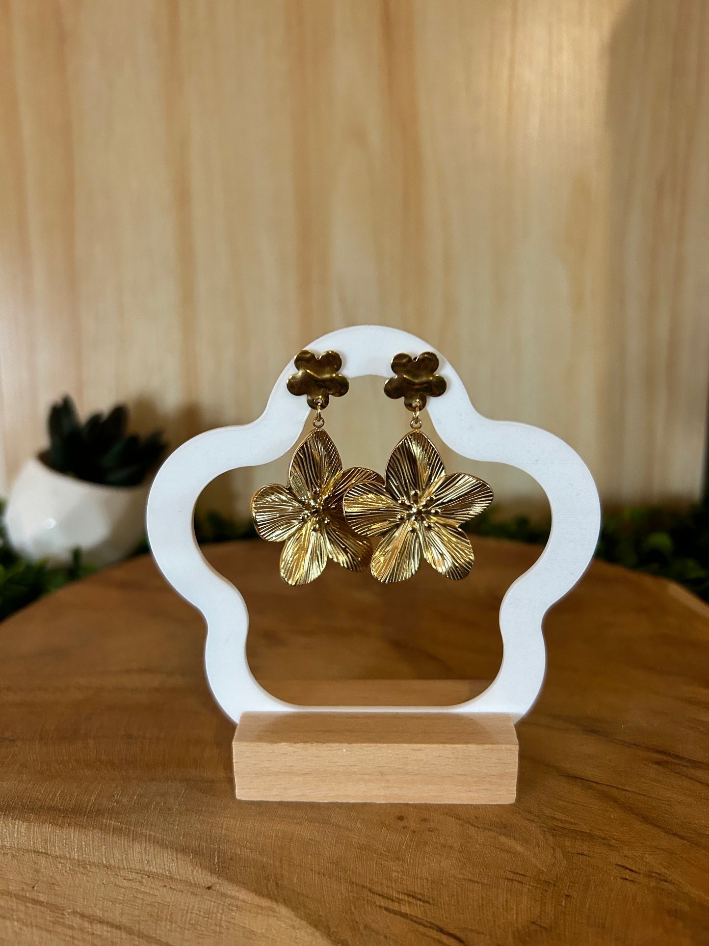 boucle d'oreille coeur de fleur