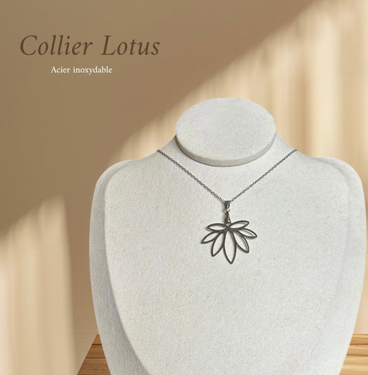 Collier Lotus