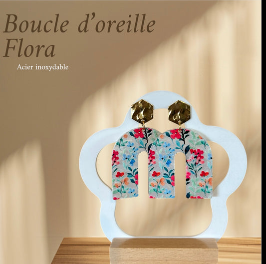 boucle d'oreille Florale